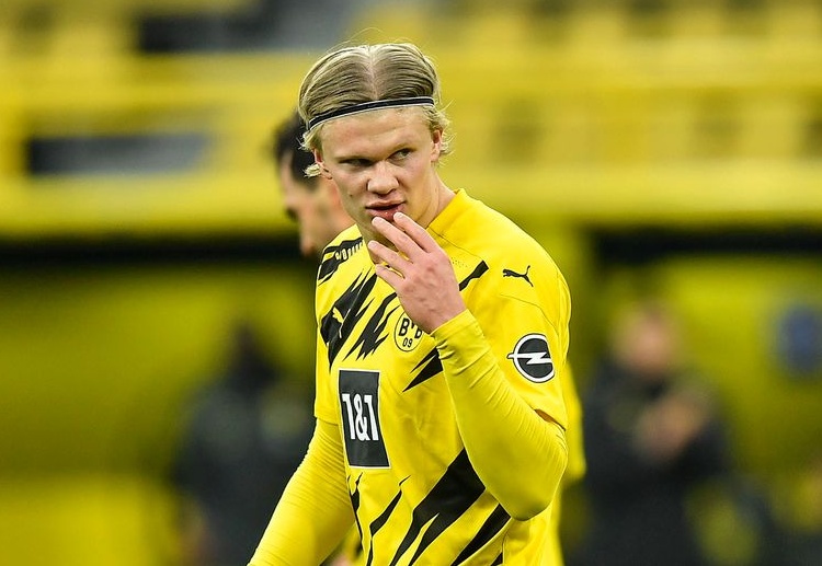 Bundesliga: Dortmund nhập cuộc trận Kinh điển với quyết tâm cao độ và sớm có được lợi thế dẫn trước.