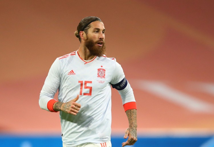 Ramos không kịp bình phục và góp mặt trong đội hình Tây Ban Nha ở Euro.