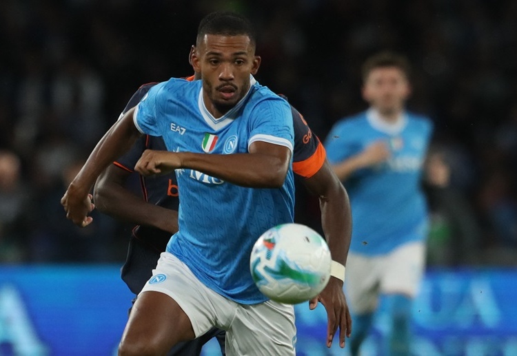 Napoli làm khách trên sân của Roma ở vòng 13 Serie A
