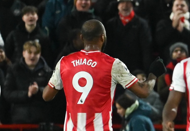 Premier League: Brentford vẫn đang lép vế so với Arsenal